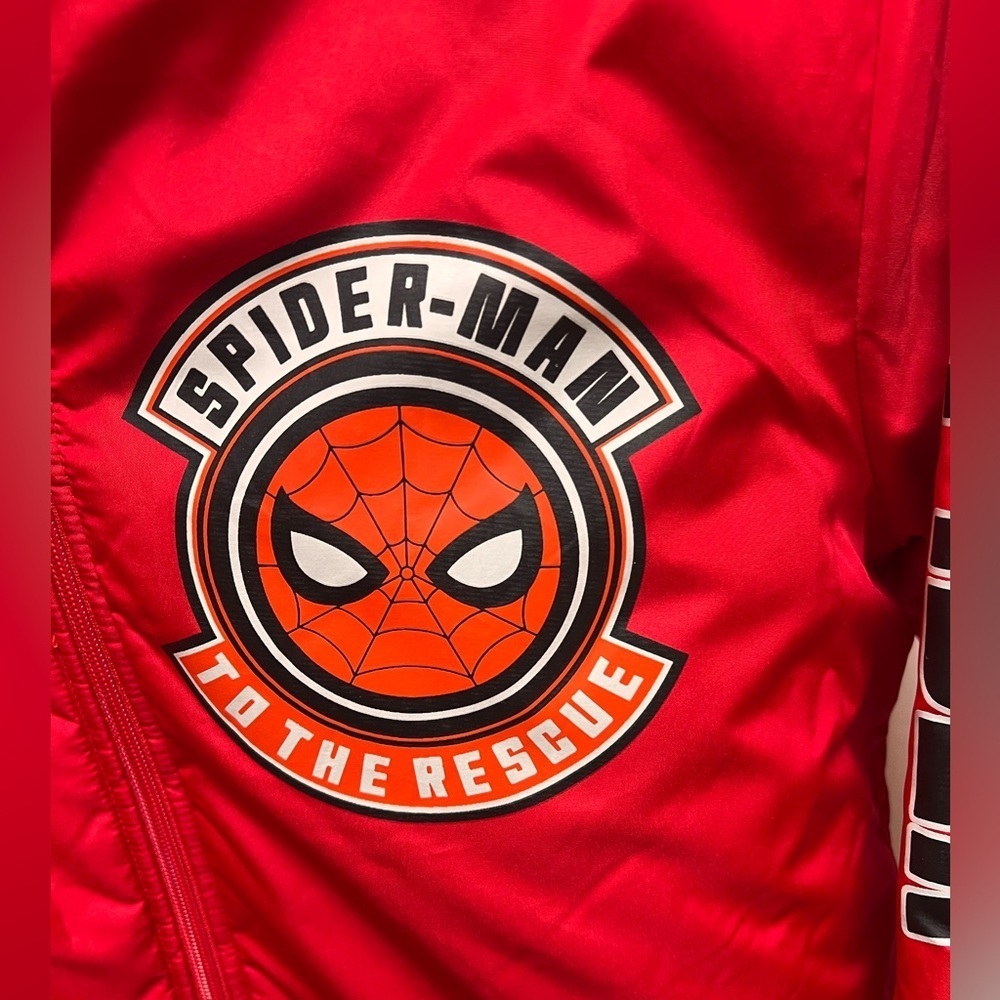SPIDER-MAN”TO THE RESCUE” RED BOMBER JACKET. MARVEL THEMED BOYS SIZE 18 - Picture 5 of 6